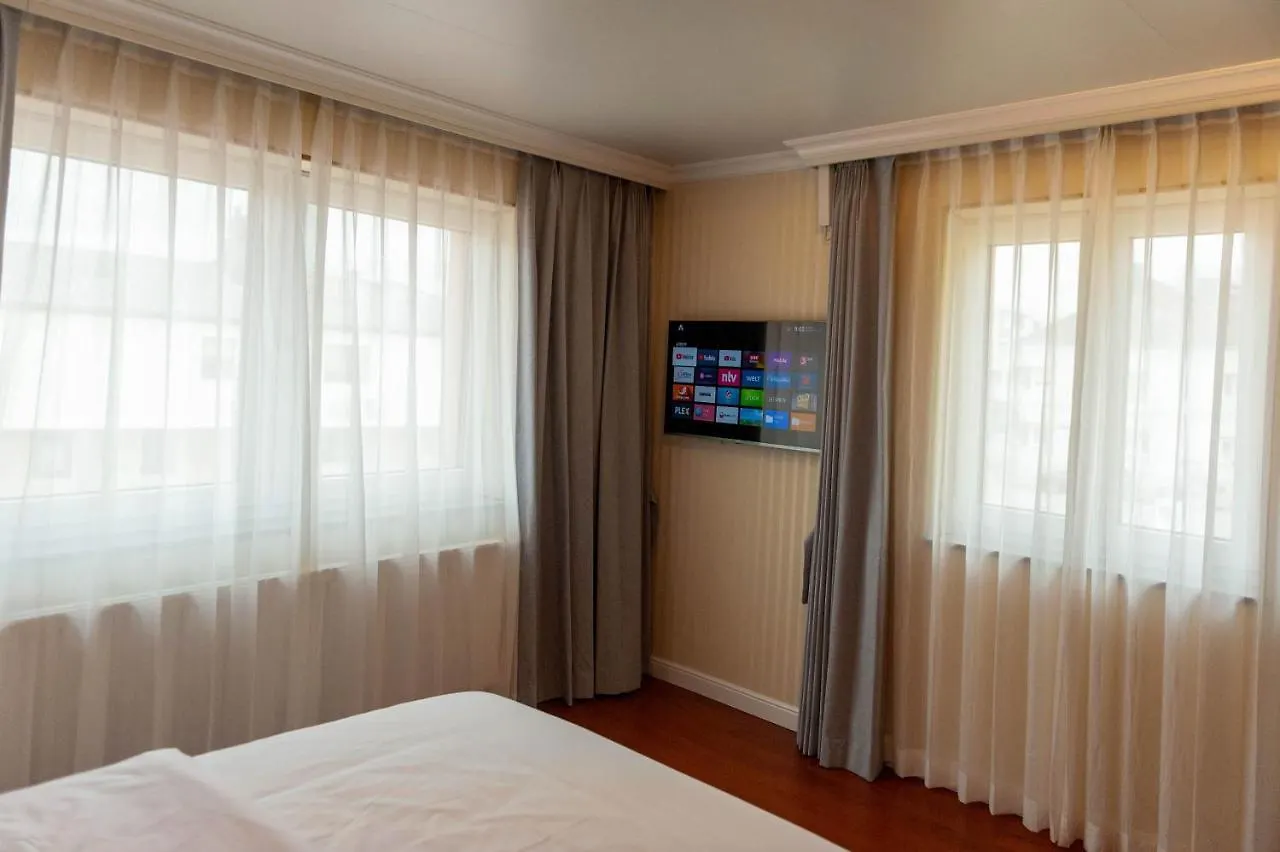 Mr.Liao Hotel Химберг