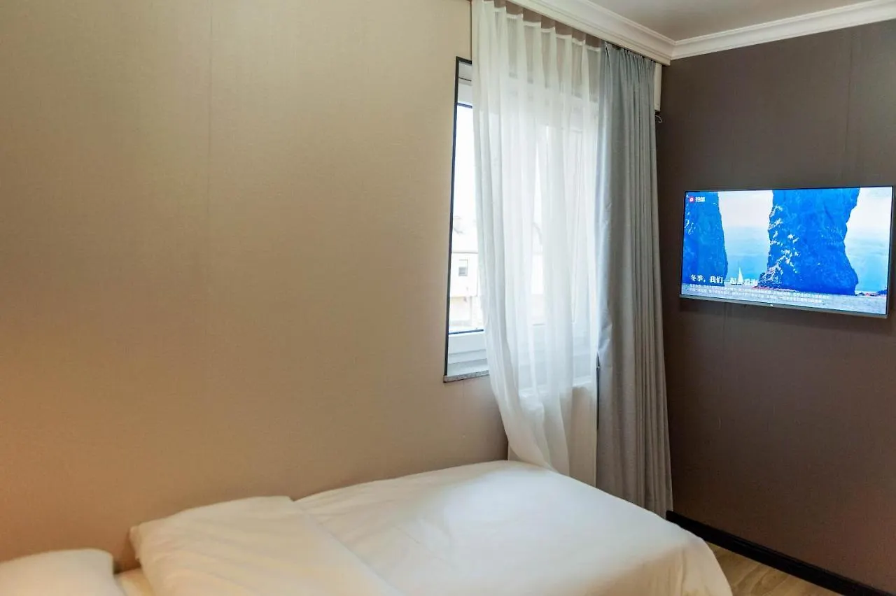 Mr.Liao Hotel Химберг