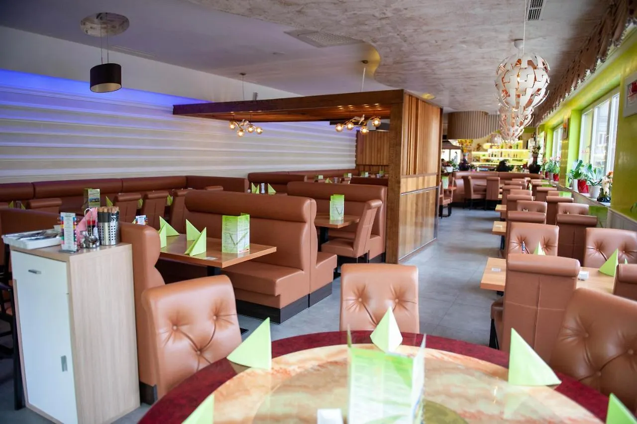 Mr.Liao Hotel Химберг