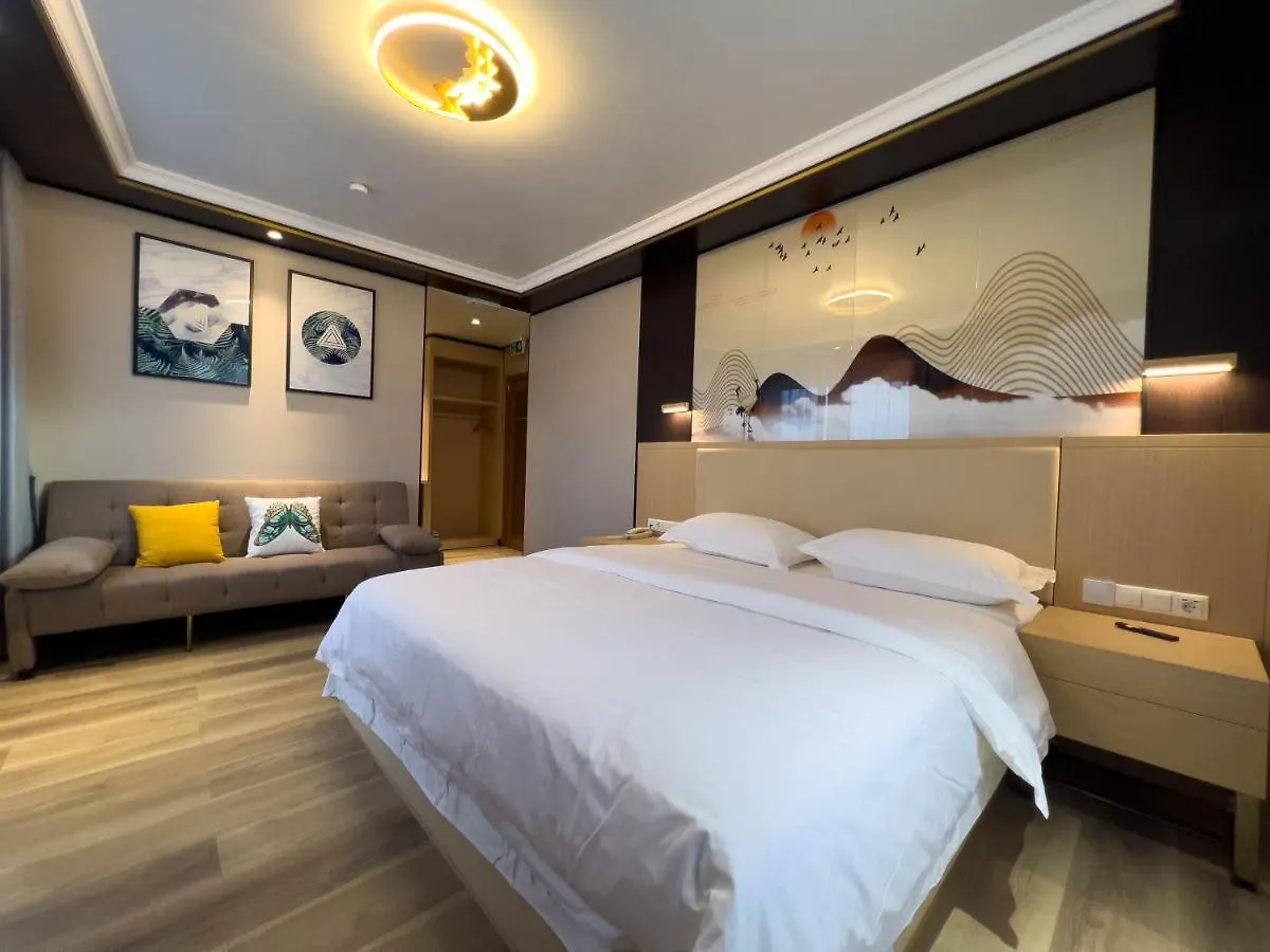 Mr.Liao Hotel Химберг