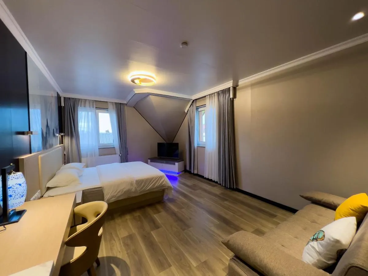 Mr.Liao Hotel Химберг