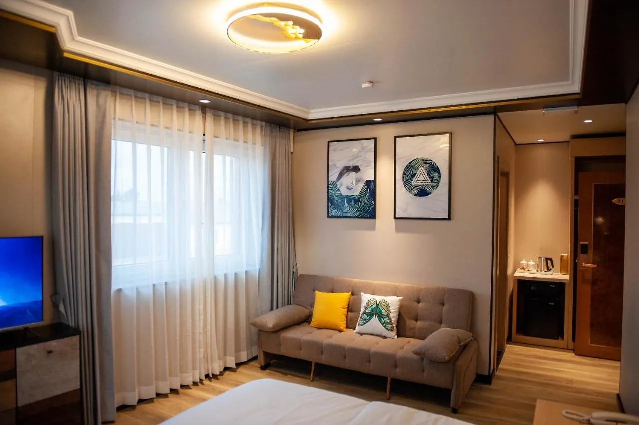 Mr.Liao Hotel Химберг 3*,